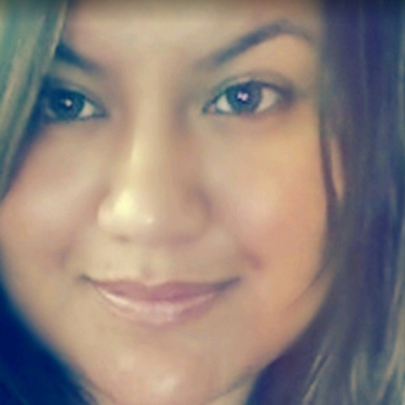 Meet your Posher, Kawehi - Picture 3 of 3